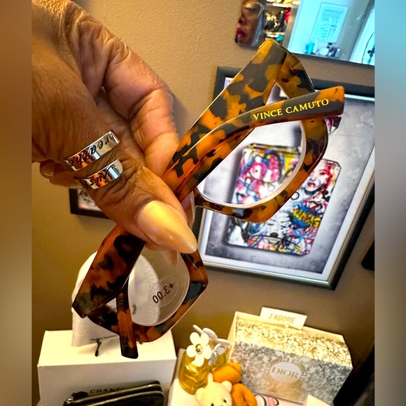 (SOLD) NWOT Vince Camuto Premium Reading Glasses - Picture 8 of 14